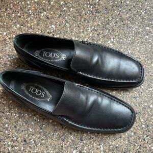 💛💯Tod's Classic men Black Leather Loafers 100% authentic Unisex
